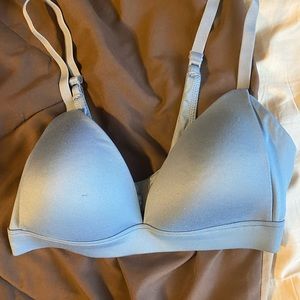 34B bra